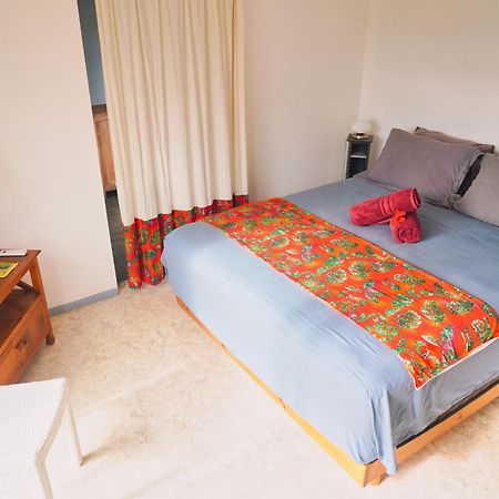 Teavapiti Lodge Uturoa Room photo